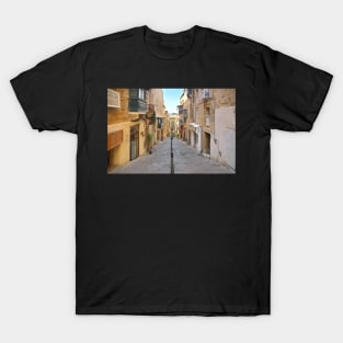 Old Street, Valletta, Malta T-Shirt